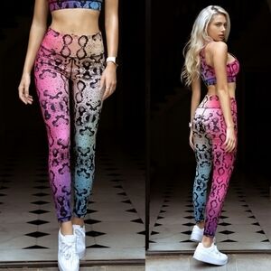 NEW Yelete Snakeskin Rainbow Tie Dye Leggings Medium